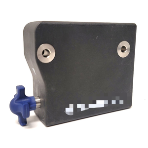 Azm300b-st-1p2wbrp-a 带钥匙电磁安全联锁电源锁 24vdc 全新原装库存工业自动机器 - Product Image 1