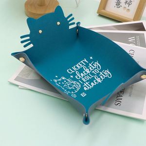 Bandeja Plegable de Cuero PU con Diseño de Gatos, Organizador de Escritorio Portátil, Regalo Divertido y Original para Jugadores de Juegos de Rol y D&D - Product Image 5