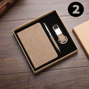 Ensemble cadeau d'affaires personnalisé avec logo, ensemble cadeau de bureau en gros de 3 pièces avec carnet, stylo en métal et porte-clés - Product Image 2