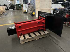 نسخة مخصصة من <span class=keywords><strong>Bobcat</strong></span> باستخدام المفك الهيدروليكي الانزلاقي، وآلاف من الطرز المختلفة المستخدمة من قبل <span class=keywords><strong>Bobcat</strong></span> - Product Image 3