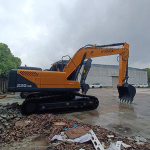 Excavatrice HYUNDAI 220LC-9S de 22 tonnes d'occasion avec moteur Cummins Excellent stock de qualité pour l'inspection de rapport et vidéo - Product Image 1