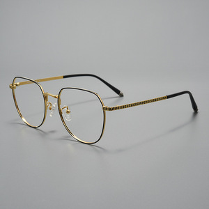 Gafas <span class=keywords><strong>de</strong></span> titanio puro <span class=keywords><strong>de</strong></span> 92 g, estilo vintage, montura completa poligonal para hombre y mujer, con grabado <span class=keywords><strong>de</strong></span> runas Mearvision CH1902 - Product Image 4