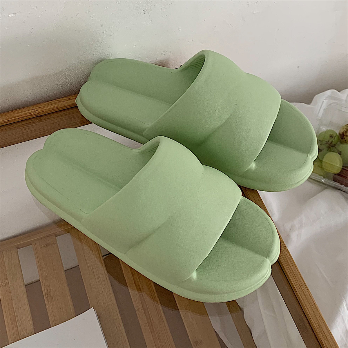 max slippers price