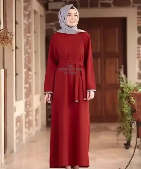 IP197 Ssumaira Collection Muslimische Frauen Abaya Hochwertige elegante islamische Kleidung Langarm Abaya Mit grauem Chiffon-Schal