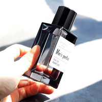 Bouteille de parfum en verre 50ml 30ml bouteille de parfum transparente Portable carré vide verre atomiseur de parfum bouteille avec applicateur de pulvérisation