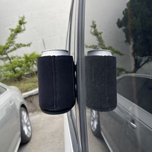 चुंबकीय सफेद चुंबकीय बोतल धारक के साथ ठंडा हो सकता है जो चुंबक 12 औंस चुंबकीय हठदार धारक आरामदायक हो सकता है। - Product Image 2