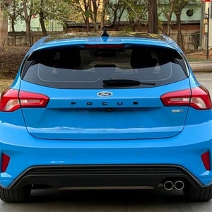 <span class=keywords><strong>Ford</strong></span> <span class=keywords><strong>Focus</strong></span> EcoBoost 180 Auto S 2022 |   Style inspiré de <span class=keywords><strong>RS</strong></span> |   Suspension sportive |   Accents bleus - Product Image 4