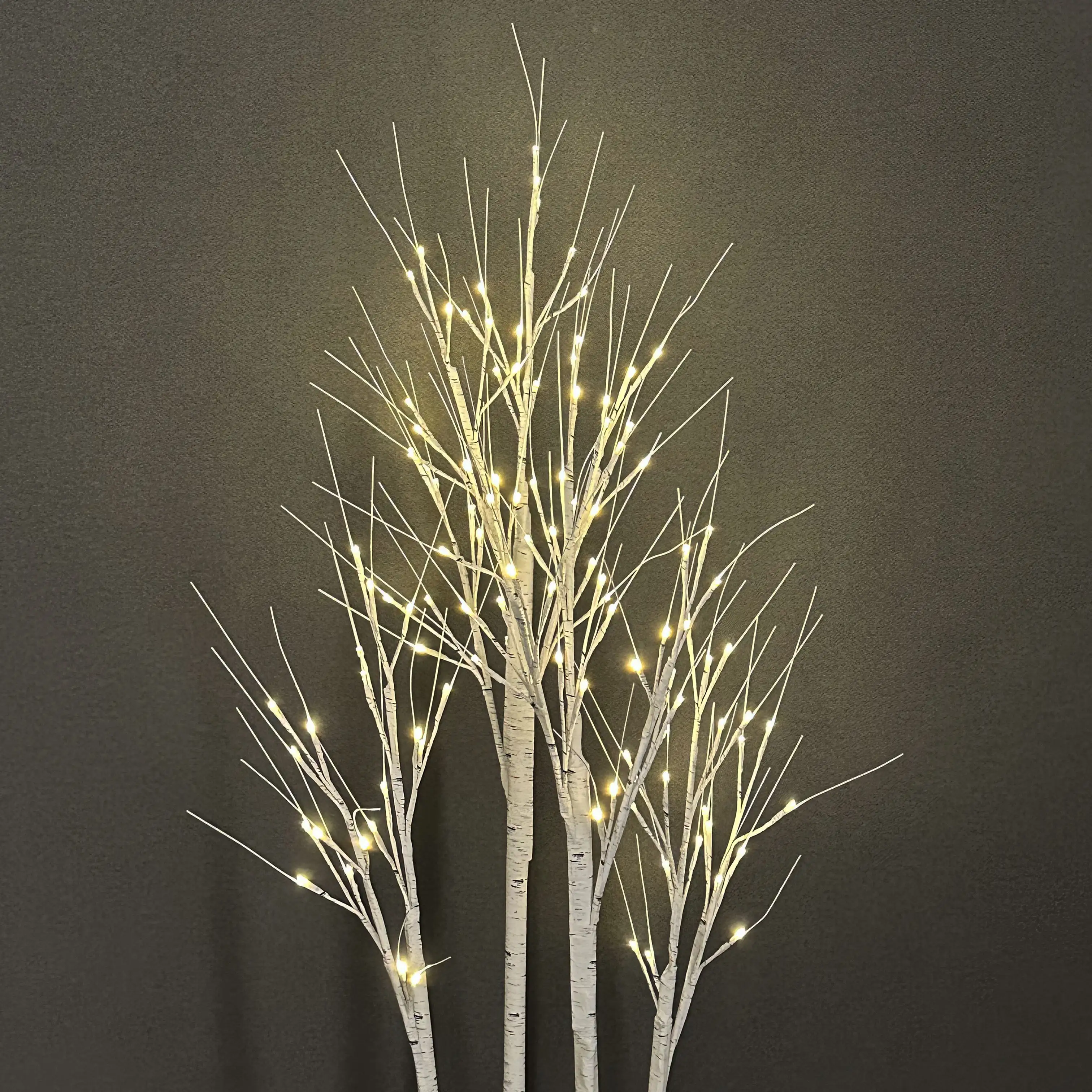 Lampu pohon LED stabil 47in 110LED, lampu dekorasi Natal dengan dasar empat cabang untuk pesta ruang Festival Taman
