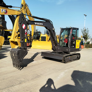 Excavatrice d'occasion VOLVO EC60D 6 tonnes en bon état, modèle 2023, moteur EPA CE, mini pelle d'occasion - Product Image 5