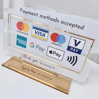 Support d'affichage en acrylique personnalisé pour bureau d'accueil avec code QR de paiement et de réseaux sociaux