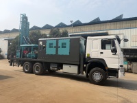 Foreuses de puits d'eau montées sur camion 200-600m, petites foreuses pneumatiques d'occasion pour puits, machine de forage sur camion