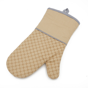 Professionnel coloré <span class=keywords><strong>de</strong></span> silicone coupe drôle <span class=keywords><strong>pas</strong></span> <span class=keywords><strong>cher</strong></span> four mitaines créatif en silicone gants <span class=keywords><strong>de</strong></span> <span class=keywords><strong>cuisine</strong></span> - Product Image 2