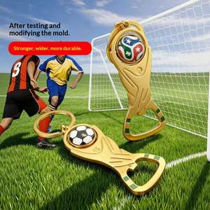 Porte-clés multifonctionnel ouvre-bouteille avec drapeau de pays de la Coupe du Monde de football, cadeau souvenir pour les fans de football - Product Image 1