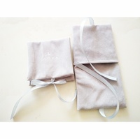 Velours pli collier boucle d'oreille bracelet sac de poche d'emballage avec ruban