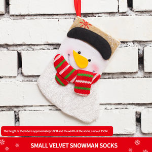 2025 venta al por mayor de alta calidad duradero usando árbol colgante calcetín duradero decoración navideña calcetines pequeños listos para enviar - Product Image 3
