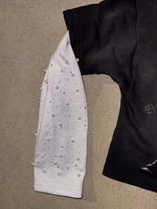 <span class=keywords><strong>Camiseta</strong></span> de algodón pesado con lavado ácido Pearl Vintage Street Wear para hombre con estampado de abullonado en 3D y manga larga en capas para la moda - Product Image 3