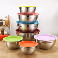 Ensemble de bols à salade empilables en acier inoxydable 7 pièces 14-26 cm avec couvercle hermétique et base antidérapante, idéal pour la pâtisserie, le mélange et le stockage des fruits