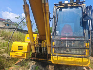 Kullanılmış Ekskavatör Komatsu PC200 Orijinal Ekskavatör Kaynak Tedarikçi Doğrudan Satış İkinci El Paletli Kazıcı İş Makinesi - Product Image 6