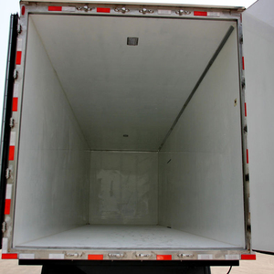 Camion fourgon Sinotruk HOWO T7H 400HP 8X4 5,3-6,2M, capacité de charge de 20 tonnes, moteur diesel Euro 2 d'<span class=keywords><strong>occasion</strong></span> pour le transport express - Product Image 5