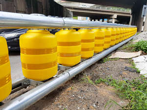 כביש בטיחות אנטי התרסקות מעקה בטיחות רולר בטיחות תנועה EVA רולר מחסום כביש רולר מחסום - Product Image 4