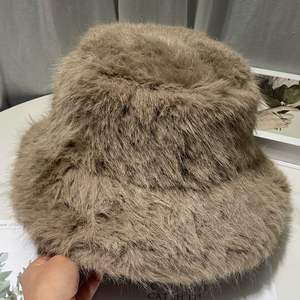 Chapeau seau en fausse fourrure épaisse et moelleuse pour femmes, rose chaud, bleu royal, fourrure de renard blanche, chapeau d'hiver chaud pour fête - Product Image 5