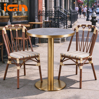 Chaises de patio en rotin au design moderne, mobilier de jardin moderne, chaises de bistrot et de restaurant d'extérieur