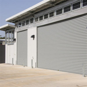 <span class=keywords><strong>Porte</strong></span> <span class=keywords><strong>de</strong></span> <span class=keywords><strong>garage</strong></span> à enroulement automatique en aluminium isolée thermiquement, <span class=keywords><strong>porte</strong></span> à enroulement <span class=keywords><strong>motorisée</strong></span> silencieuse en mousse PU pour villa <span class=keywords><strong>de</strong></span> luxe - Product Image 1