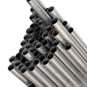 ท่อเหล็กคาร์บอนไร้รอยต่อขนาดครึ่งนิ้ว ASTM A106 SCH 20 สำหรับระบบจ่ายน้ำ - Product Image 1