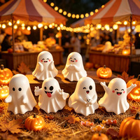 Adorno de Vinilo Creativo, Lindo y Peculiar con Forma de Fantasma de Halloween con Dedo Medio, Decoración de Escritorio, Portalápices, Regalo