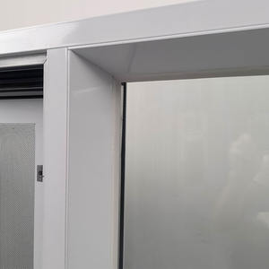Ventana Abatible y <span class=keywords><strong>Oscilobatiente</strong></span> Innovadora con Marco de Aluminio con Rotura de Puente Térmico y Mecanismos de Apertura de Rejilla Blanca Inteligente - Product Image 4