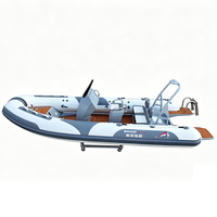 Bateau semi-rigide gonflable personnalisé de 5,6 m (19 pieds) avec coque en aluminium, certifié CE, service ODM, bateau de plaisance durable pour l'exportation