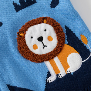 <span class=keywords><strong>Pull</strong></span> décontracté à col en V imprimé lion pour garçons Cardigan à simple boutonnage pour l'hiver Motif de Noël mignon pour les enfants - Product Image 4