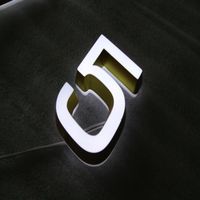 Letras de Canal Acrílicas 3D Iluminadas con LED Personalizadas - Alimentación por Adaptador para Uso en Interiores/Exteriores, Letreros para Hogares, Centros Comerciales y Empresas