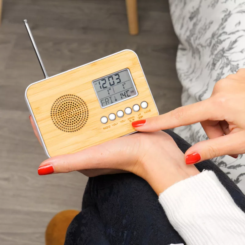 Wohnkultur FM Radio Bambus uhr Neues Design Schreibtisch Tischuhren  Multifunktion datum Temperatur Zeit Digitaler Wecker| Alibaba.com