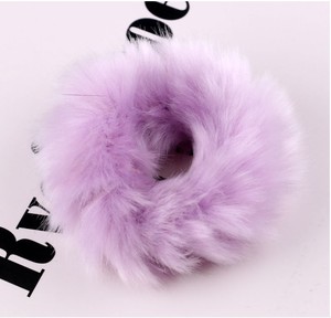 Fourrure <span class=keywords><strong>Cheveux</strong></span> Chouchous Mignon Élastique Bandes De <span class=keywords><strong>Cheveux</strong></span> Filles Artificielle Fausse Fourrure Chouchou Bande Moelleux Anneau Corde Cravate <span class=keywords><strong>Cheveux</strong></span> Accessoires - Product Image 3
