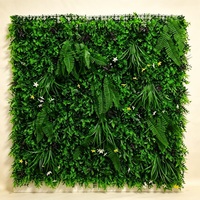 Mur de fleurs artificielles vertes pour la décoration de mariage et de fête