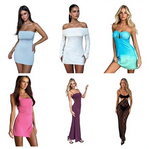 เสื้อผ้าสตรีราคาโรงงาน ขายส่ง สต็อกพร้อมส่งเร็ว ชุดเดรสคละแบบ ขายส่งเป็นมัด เสื้อผ้าโพลีเอสเตอร์/คอตตอน กวางตุ้ง - Product Image 1