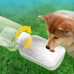 Bouteille d'eau portable pour animaux de compagnie 2 en 1, bol à boire pour chien, distributeur de nourriture pliable, grande capacité, utilisation en extérieur - Product Image 5