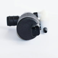 Moteur de nettoyage de vitres de voiture Pompe de lave-glace Pièces détachées automobiles 9641553980 9680789680