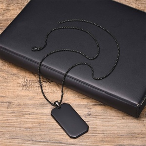 Collier tendance en acier inoxydable avec pendentif Dog Tag personnalisable vierge carré pour homme - Product Image 4