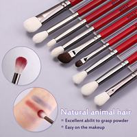Ensemble de 30 pinceaux de maquillage pour le visage en poils de chèvre naturels rouges de haute qualité, manche en bois mat, pour anticernes et plis des yeux