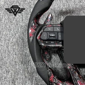Vente chaude Rouge Feuille Forgé Carbone <span class=keywords><strong>Volant</strong></span> Convient pour Toyota Land Cruiser LC200 LC300 LC79 LC70 LC76 FJ70 FJ79 FJ200 - Product Image 2