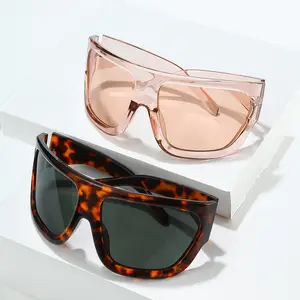New Large Frame Sunglasses With Futuristic Technology Feel Sunglasses Men Women Fashion One Piece Pc Material Sun Glasses