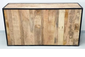 Buffet en bois classique, fabriqué à la main avec des motifs sculptés décoratifs et un intérieur spacieux pour une utilisation dans la salle à manger - Product Image 4