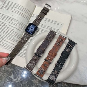 Correa de Cuero 3D CROSS Chrome Heartt Compatible con Relojes Apple 5/6/7/8/9/S1/10, Pulseras para Reloj Inteligente Apple - Product Image 2