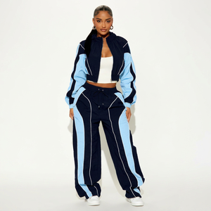 Conjunto Deportivo para Mujer con Bloques de Color, Chaqueta con Capucha y Pantalones, 100% Poliéster Tejido Transpirable, Ropa de Primavera - Product Image 1