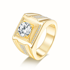 Anillo de cóctel clásico de oro amarillo con moissanita, corte brillante redondo, engaste de garras, diseño geométrico, joyería de compromiso para hombre - Product Image 1