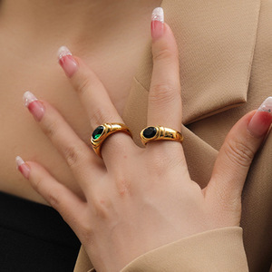 Popular European American Ins Style Retro Fashion Inlaid Zircon Titanium Steel Women's Jewelry <strong>Light</strong> Luxury 18k Gold-plated Ring - Product Image 2