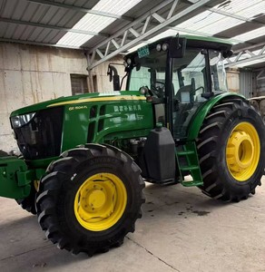 Tractor Agrícola Compacto John Deere 6E-1504-PL Nuevo, 4x4, para Granja y Huerto, con Frenos de Aire - Product Image 1