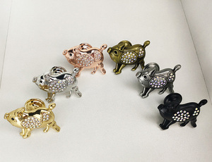 Maniglie per Mobili a Forma di Maialino in Lega di Zinco con Strass Dorati, Decorazione per Cassetti, Pomelli a Foro Singolo - Product Image 4